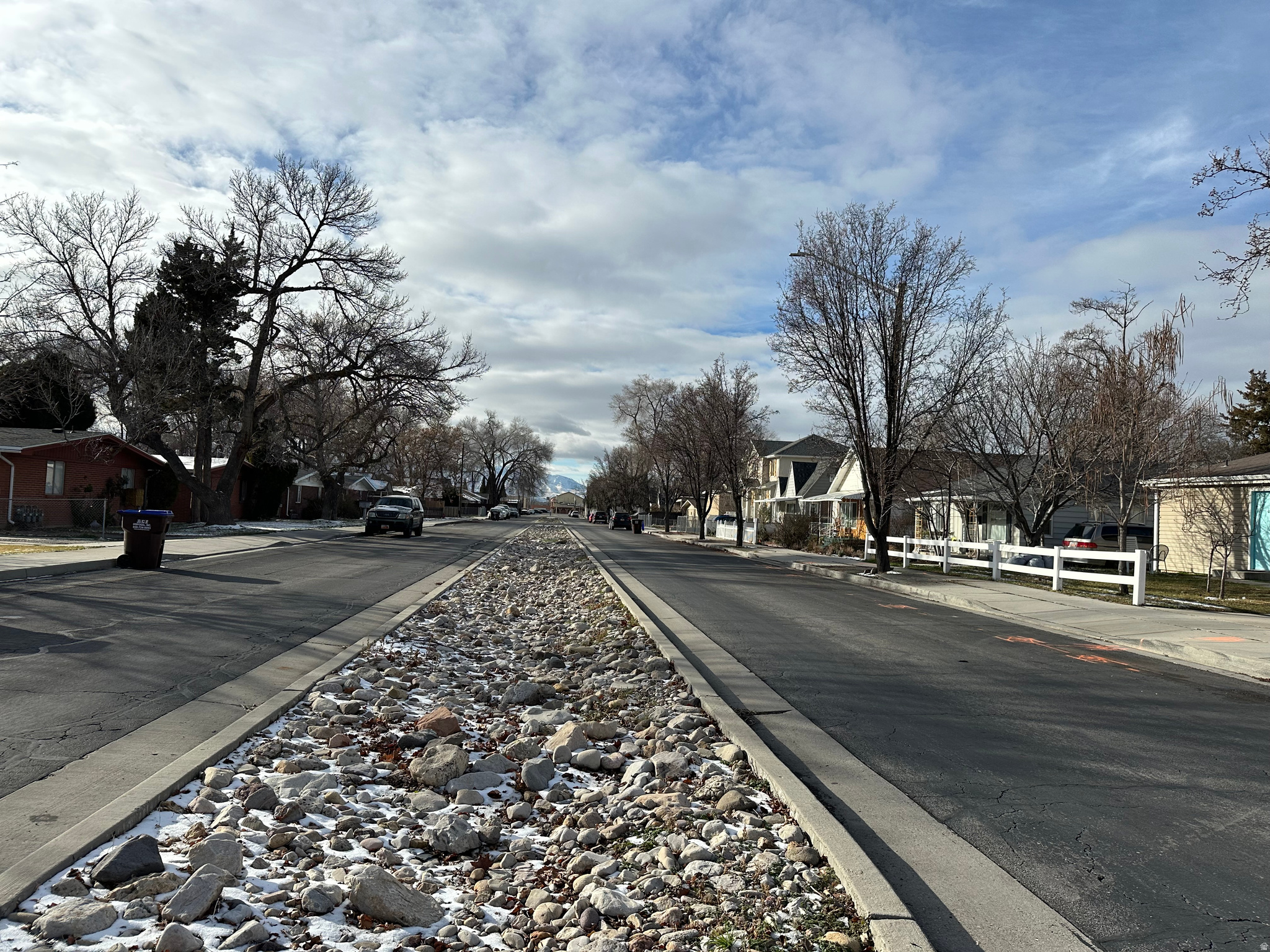 ALHAMBRA PLACE - Residential