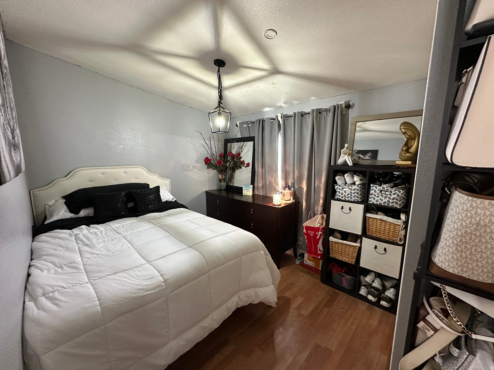 ALHAMBRA PLACE - Residential