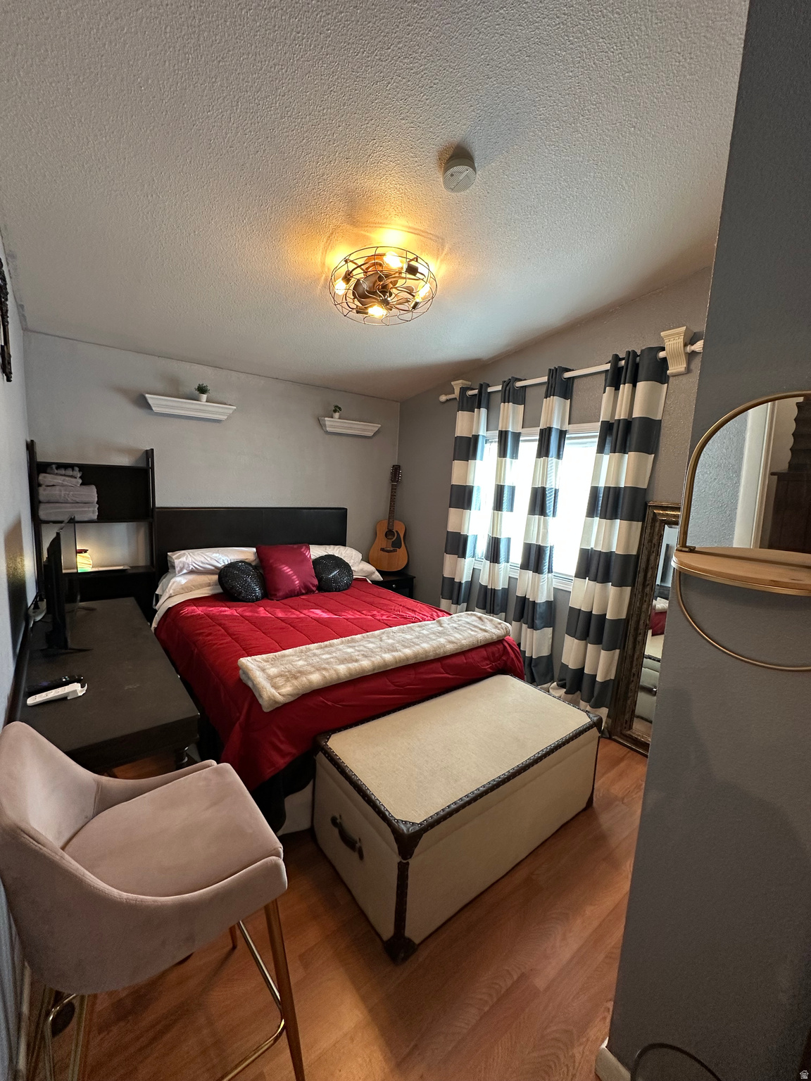 ALHAMBRA PLACE - Residential