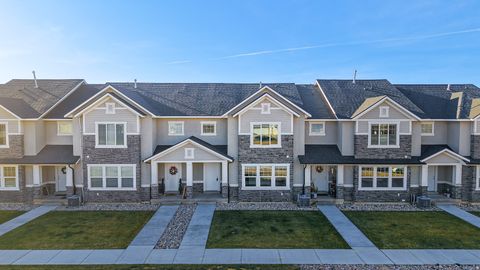 Photo of 1036 S 1200 W, Springville, UT 84663 (MLS # 2126935)