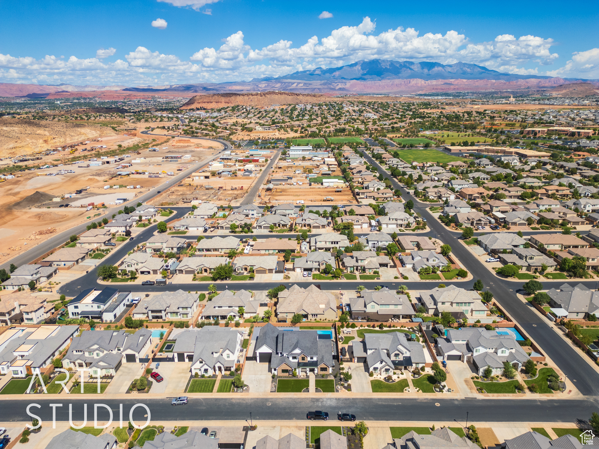 FIELDSTONE - Residential