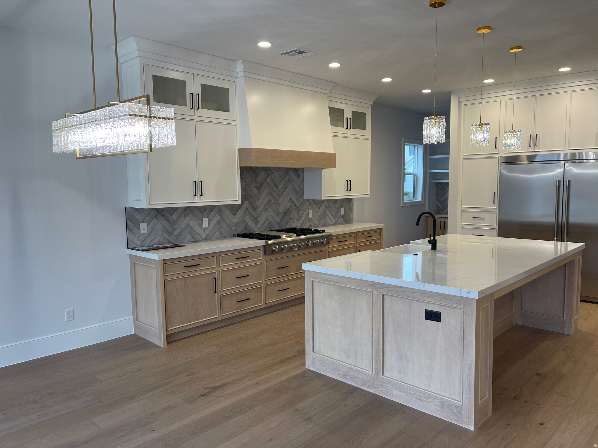 FIELDSTONE - Residential