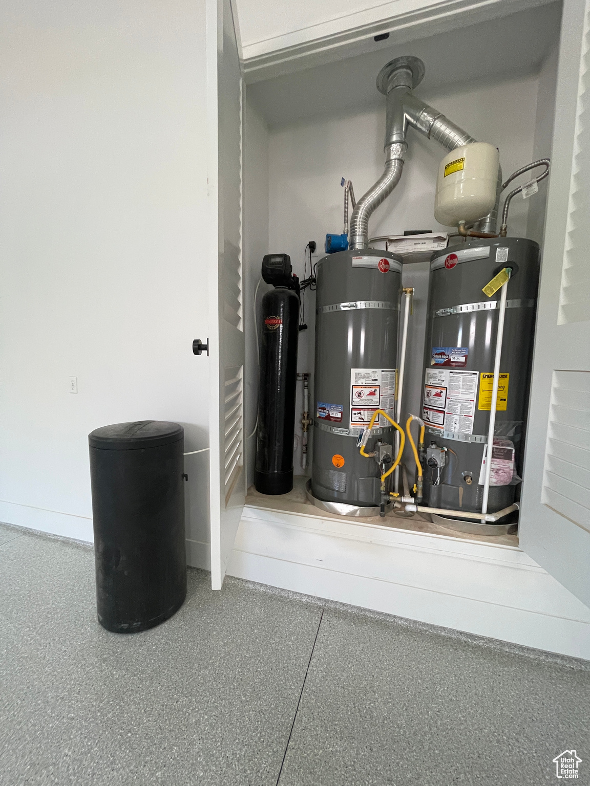 FIELDSTONE - Residential