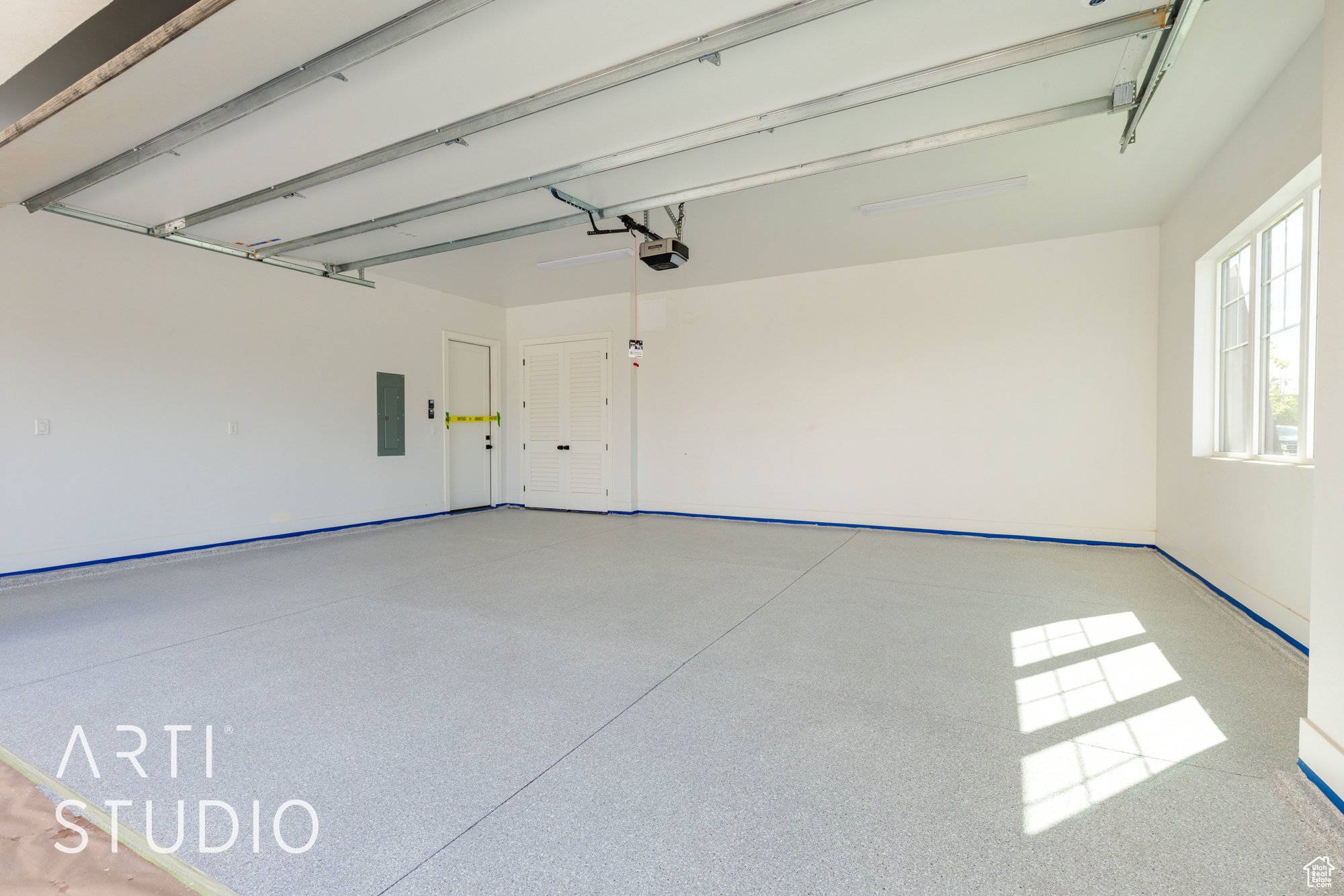 FIELDSTONE - Residential