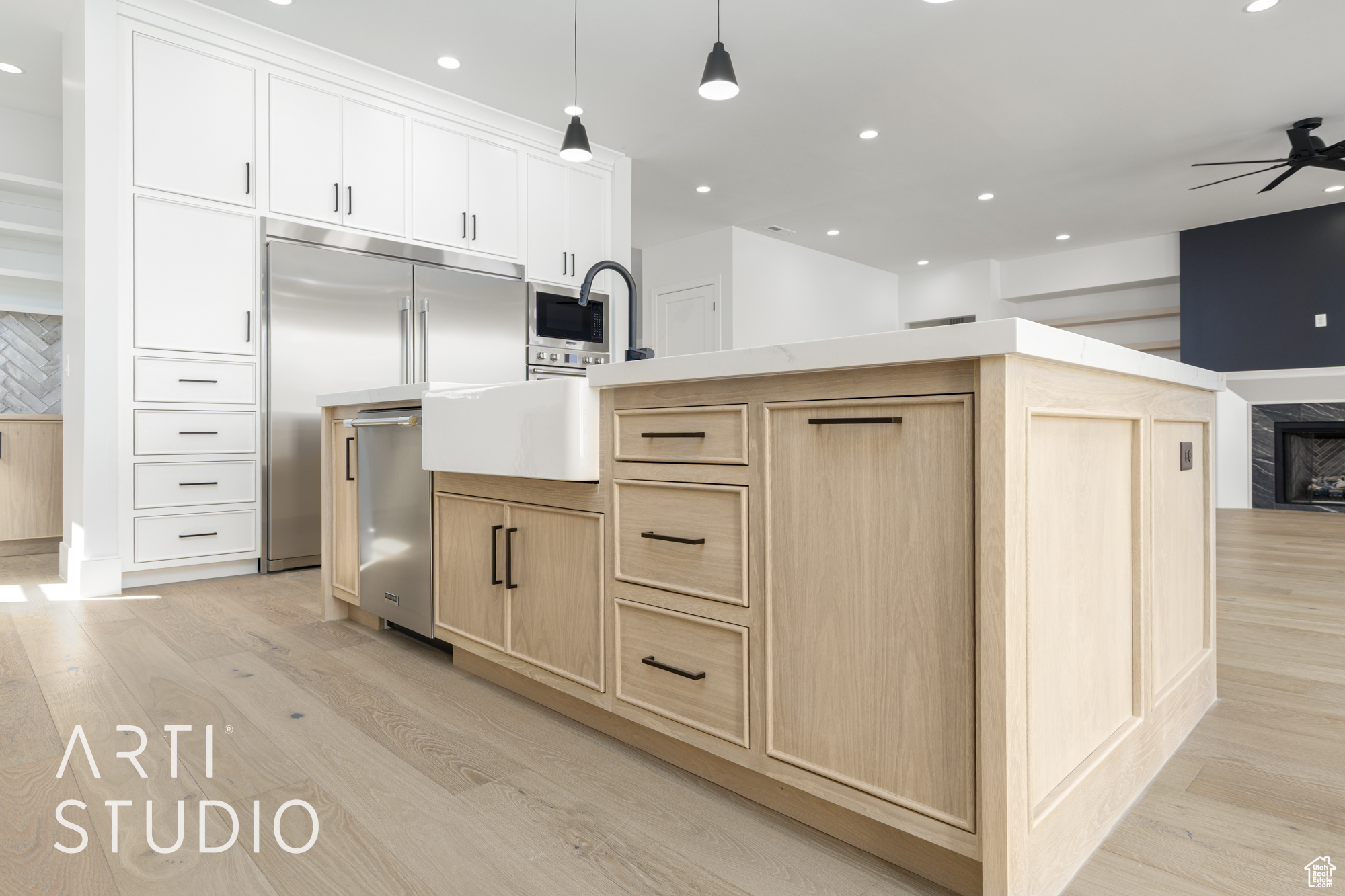 FIELDSTONE - Residential