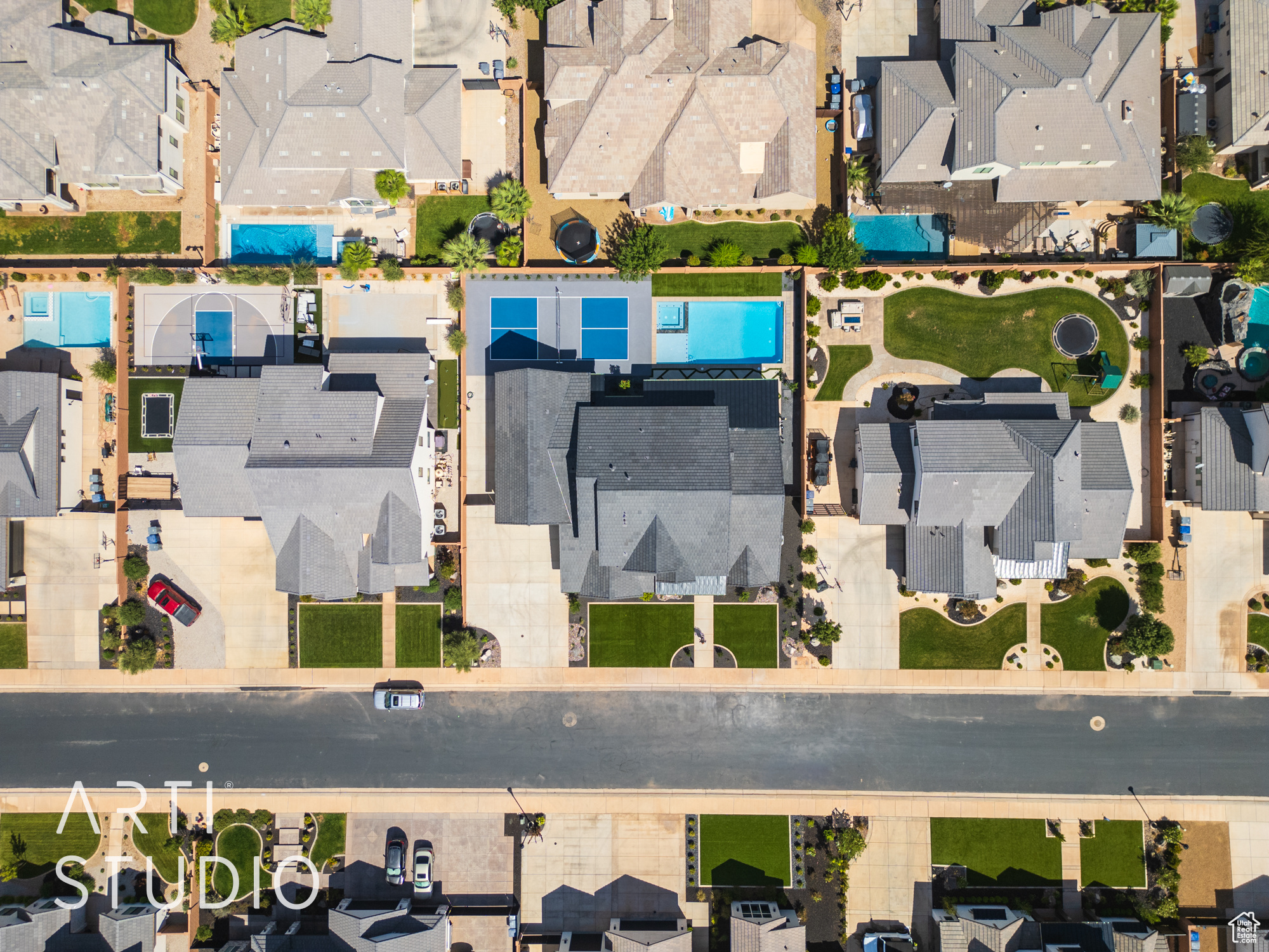 FIELDSTONE - Residential