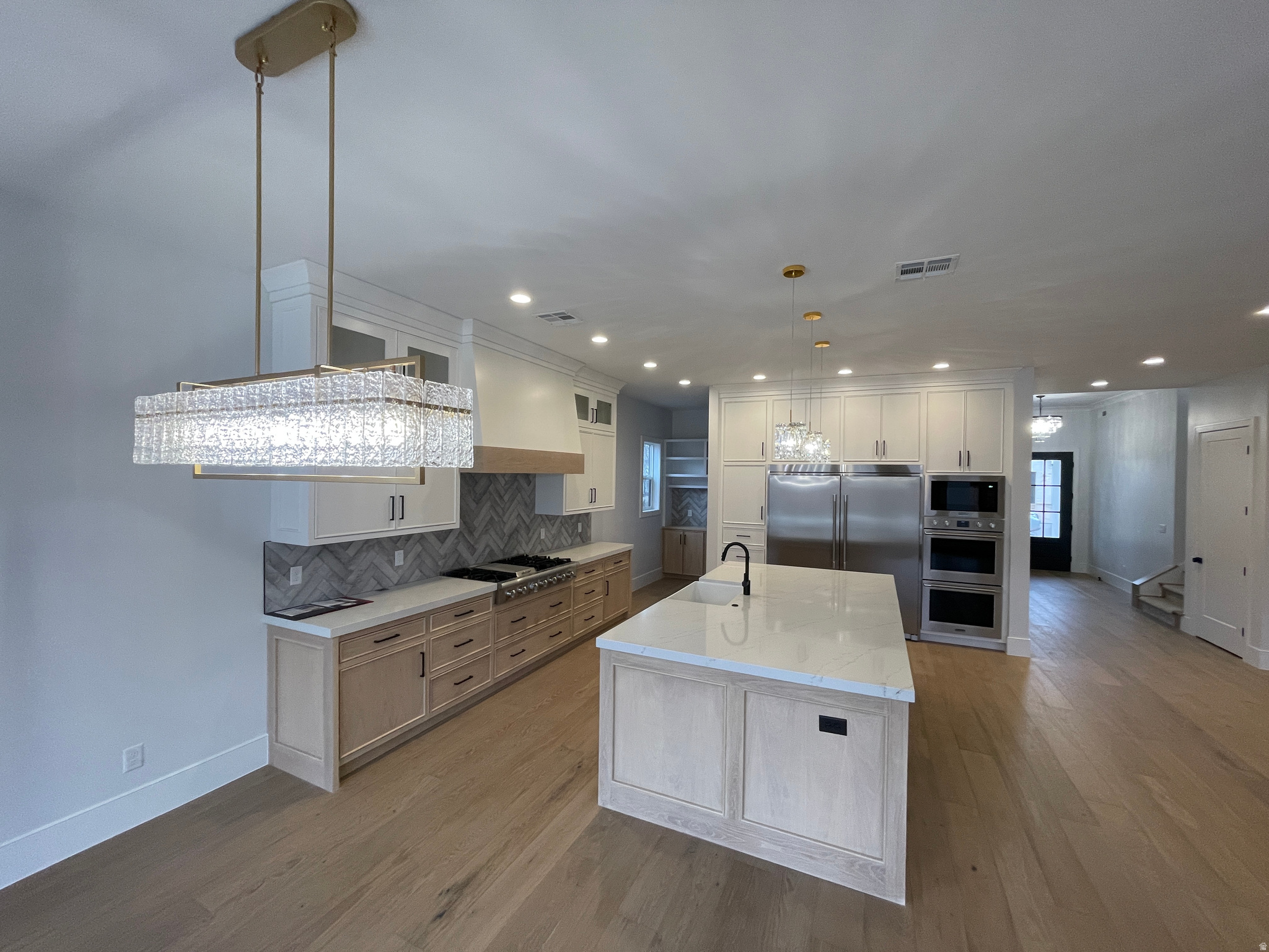 FIELDSTONE - Residential