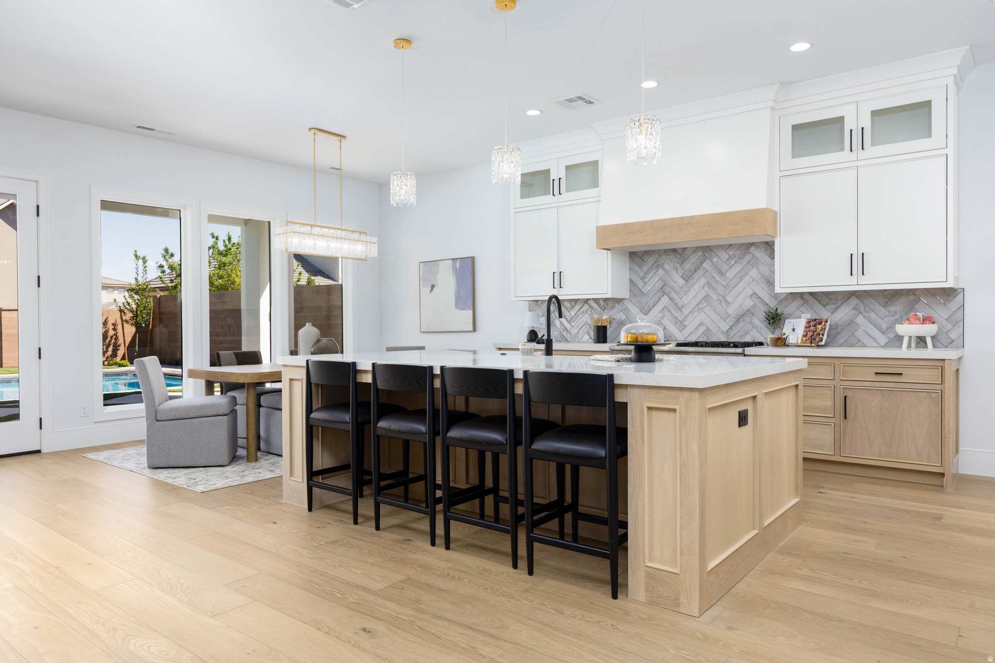 FIELDSTONE - Residential