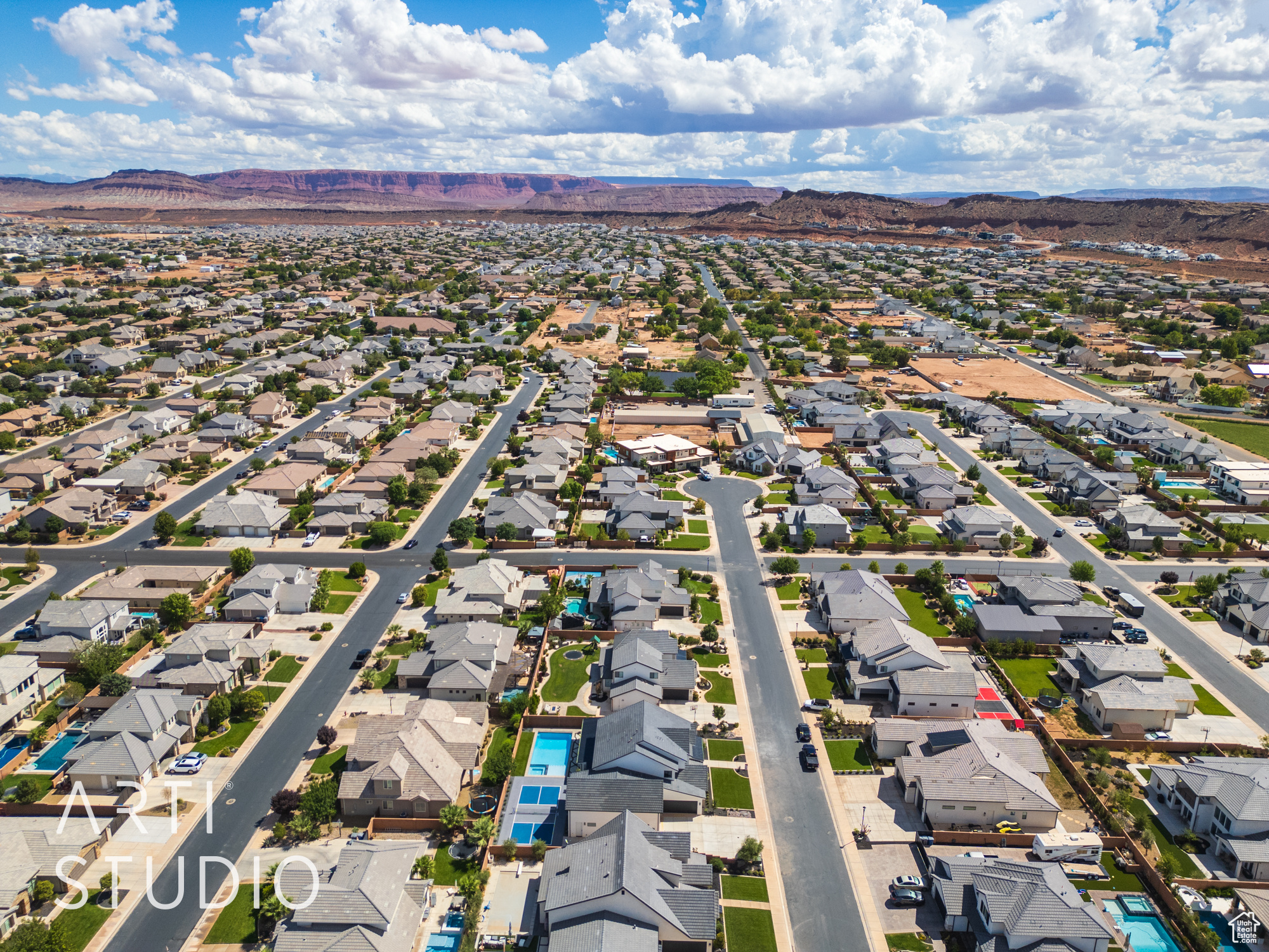FIELDSTONE - Residential