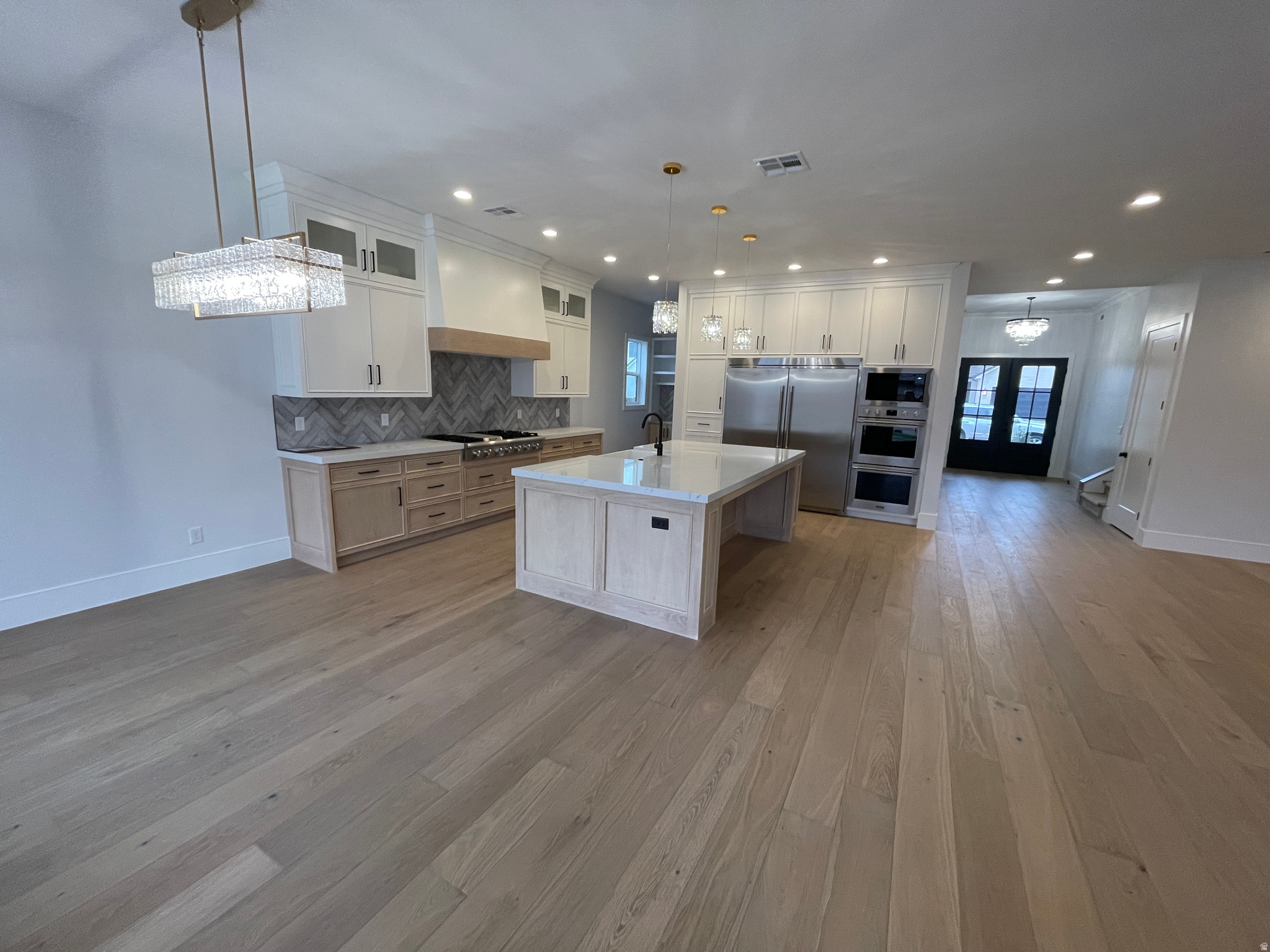 FIELDSTONE - Residential