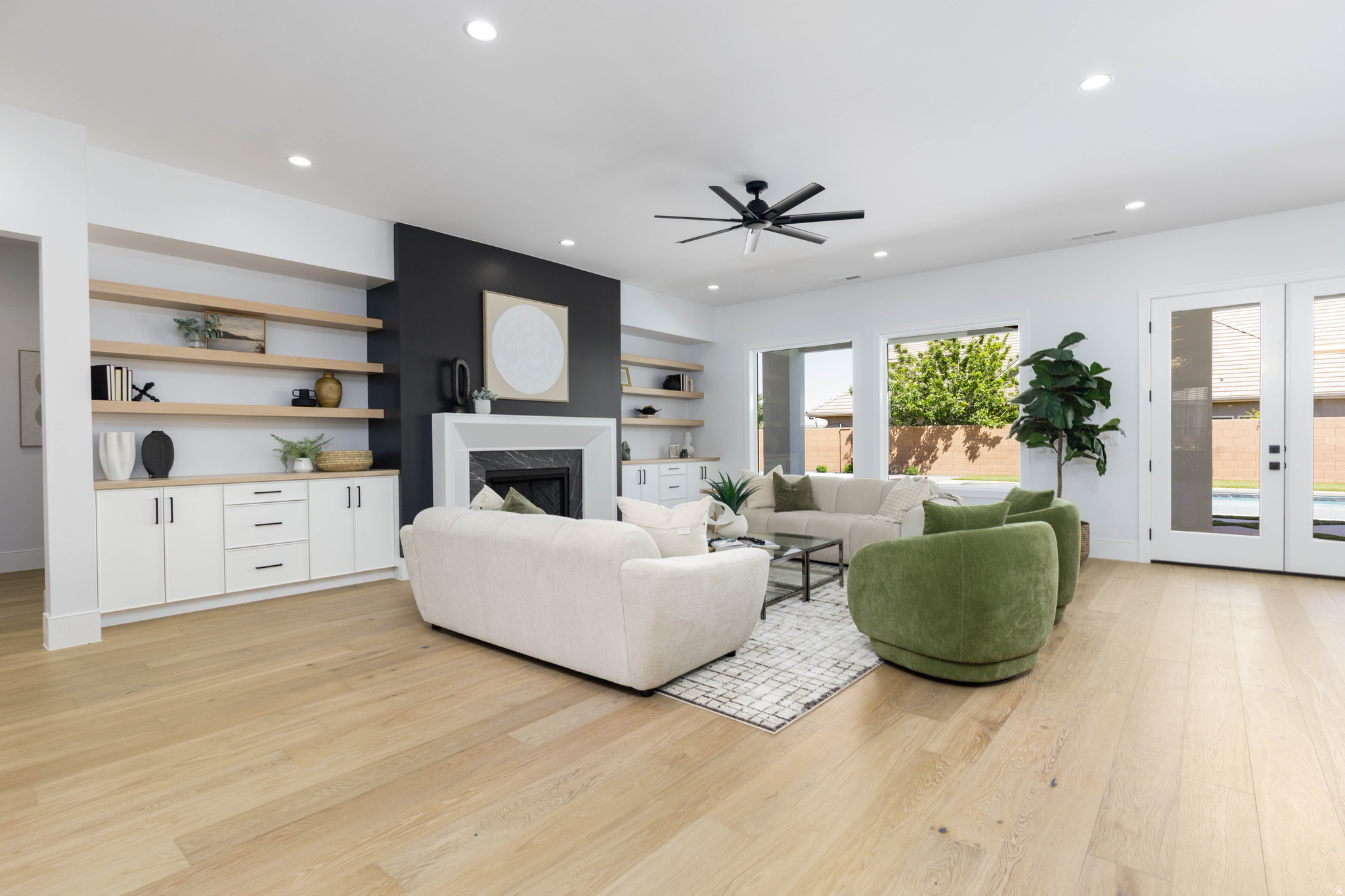 FIELDSTONE - Residential