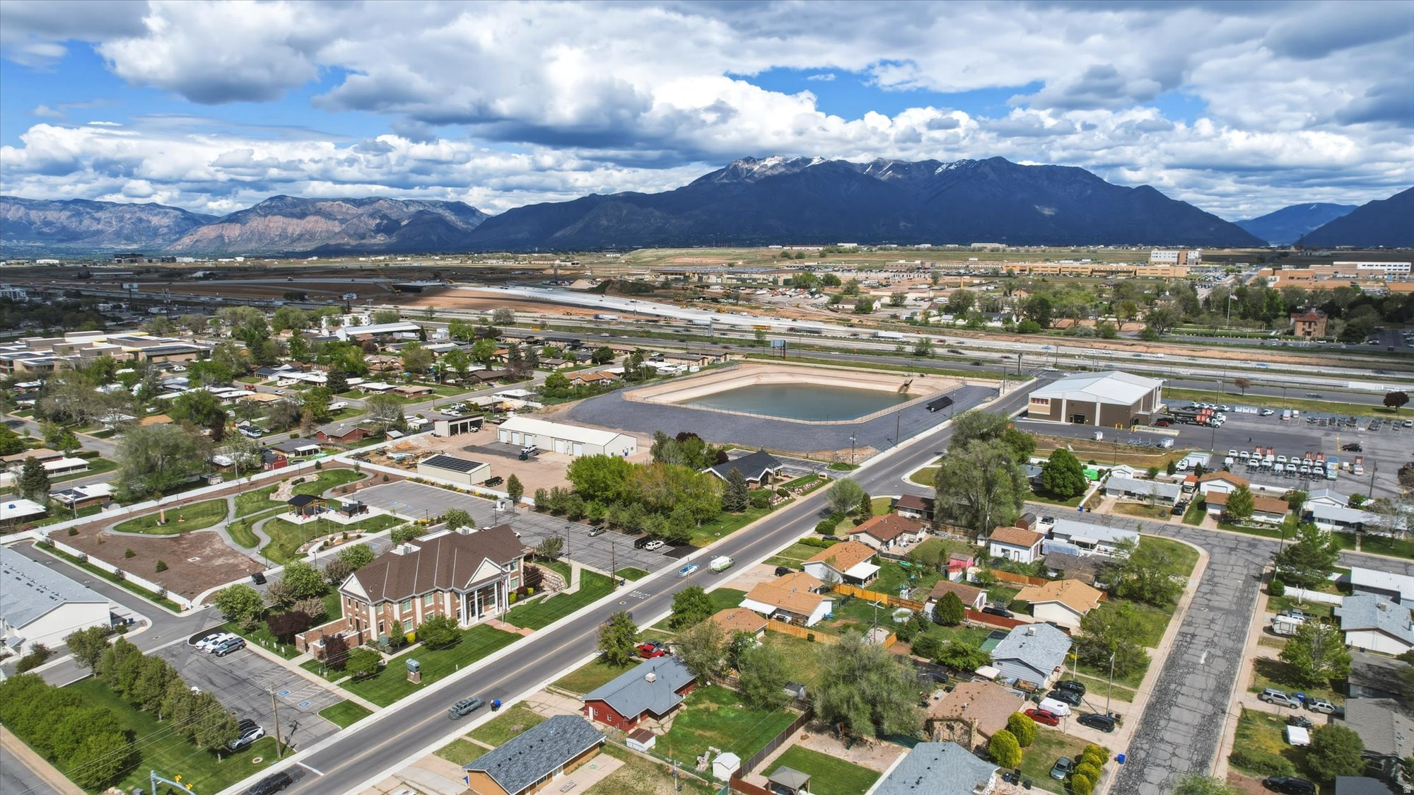 ENCHANTED HOMES - Residential