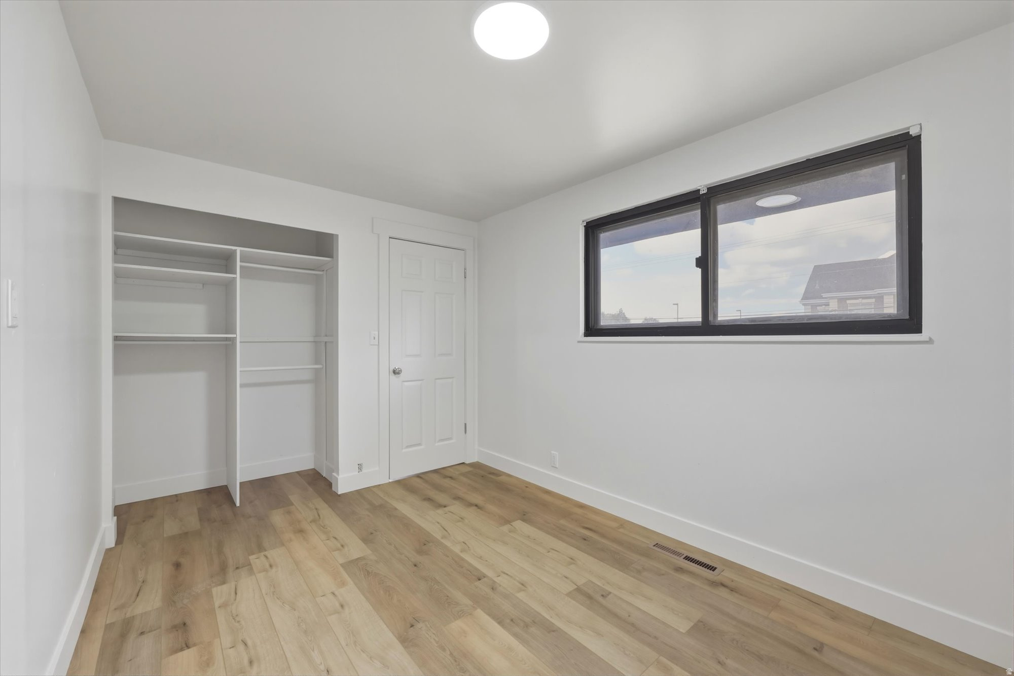 ENCHANTED HOMES - Residential