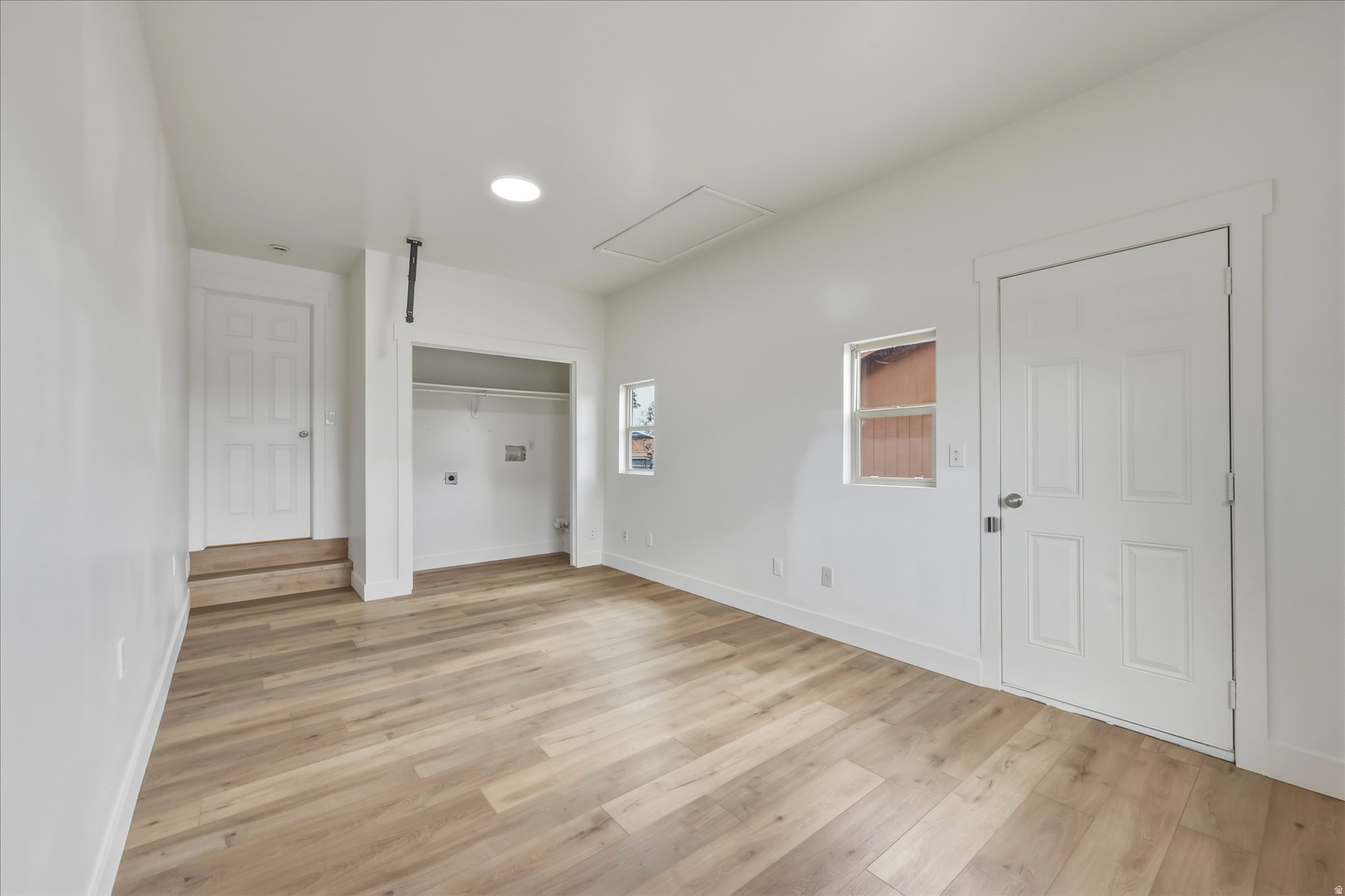 ENCHANTED HOMES - Residential