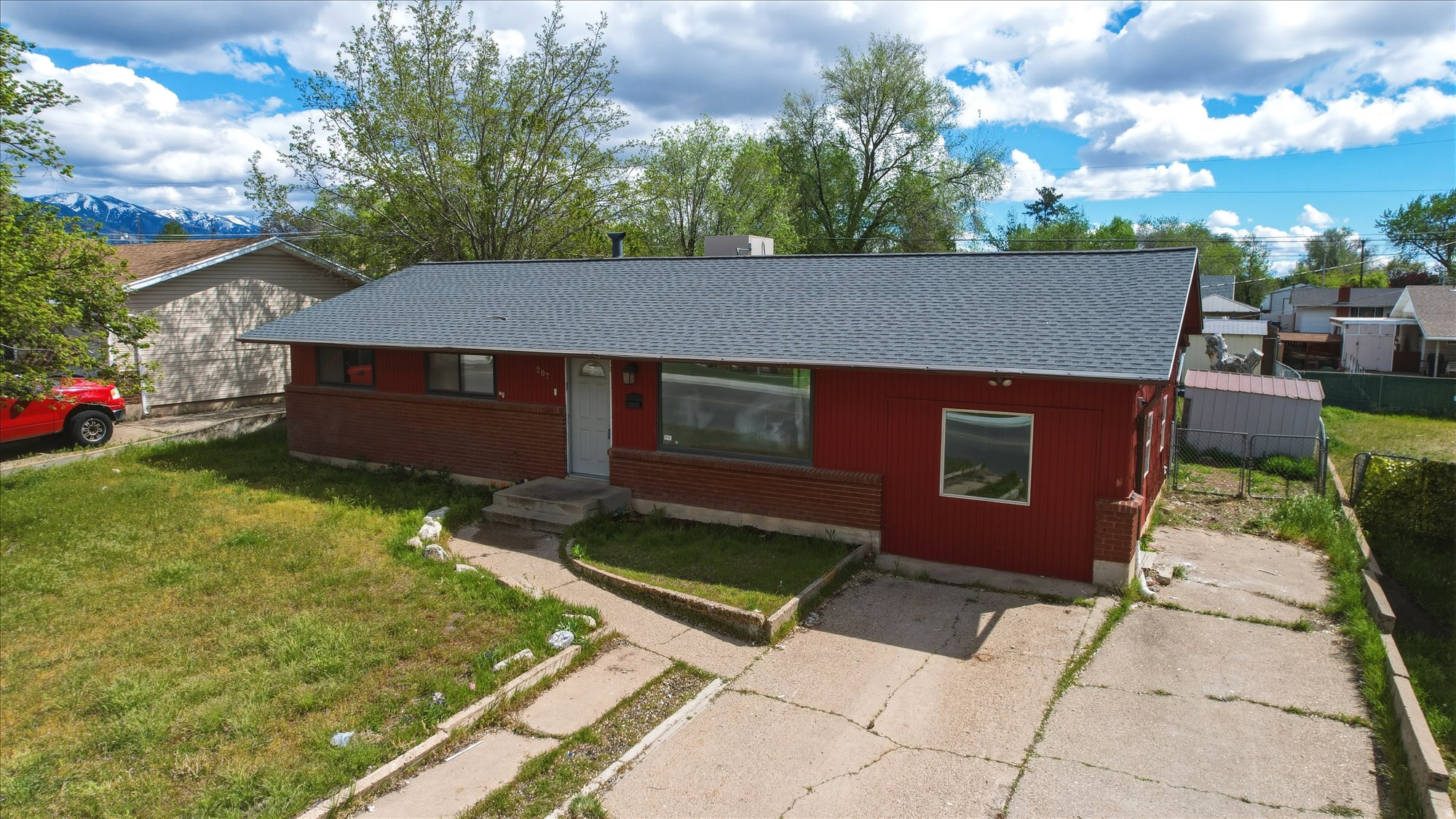 ENCHANTED HOMES - Residential