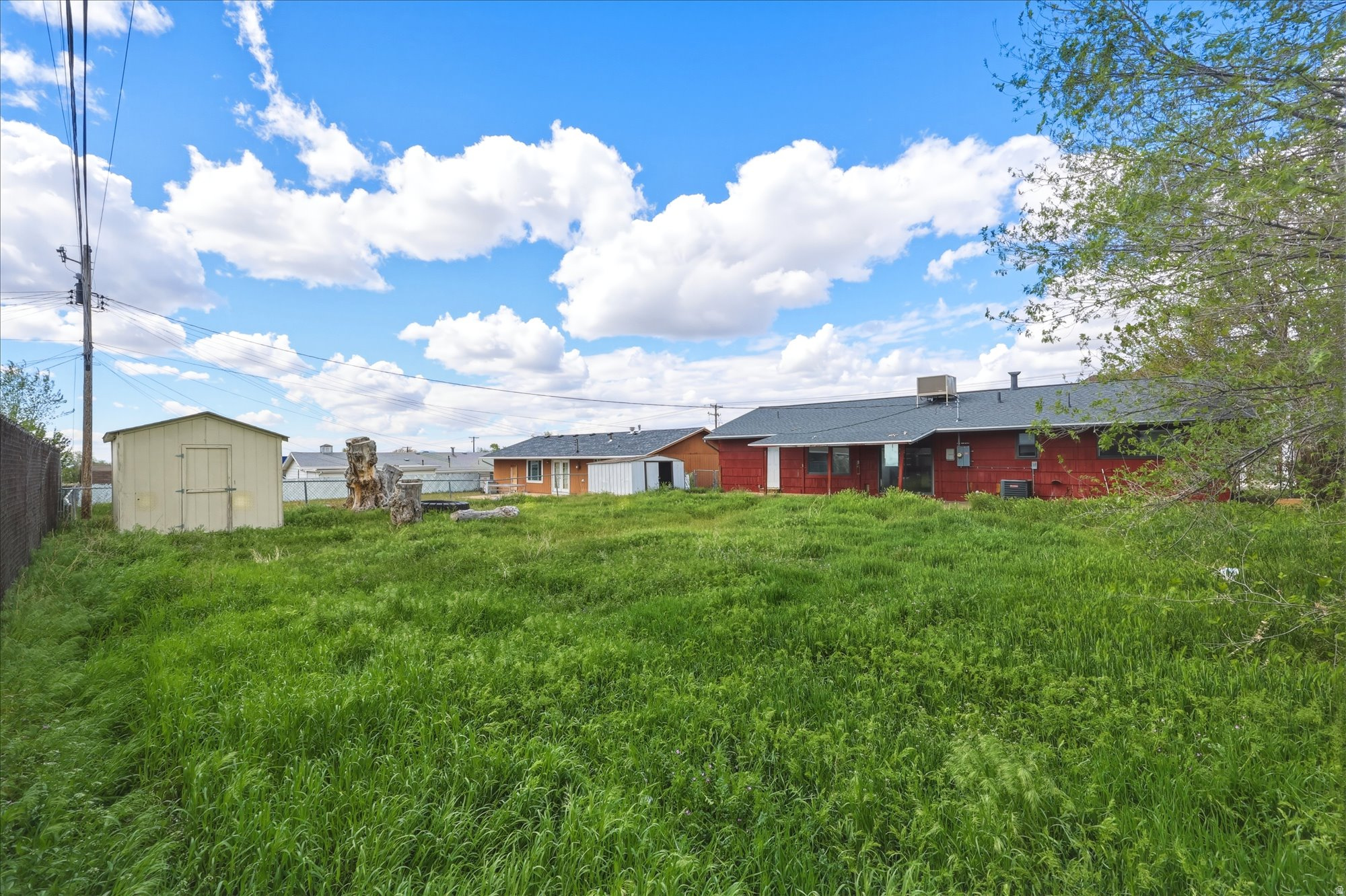 ENCHANTED HOMES - Residential