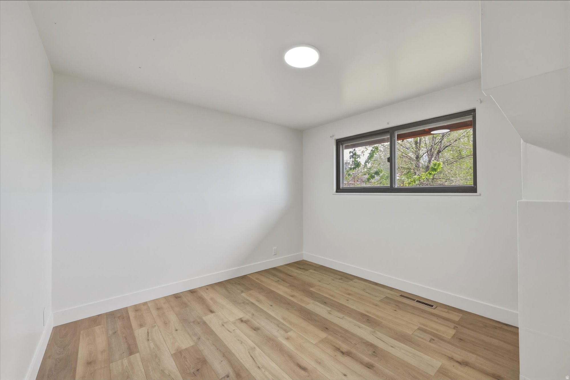 ENCHANTED HOMES - Residential