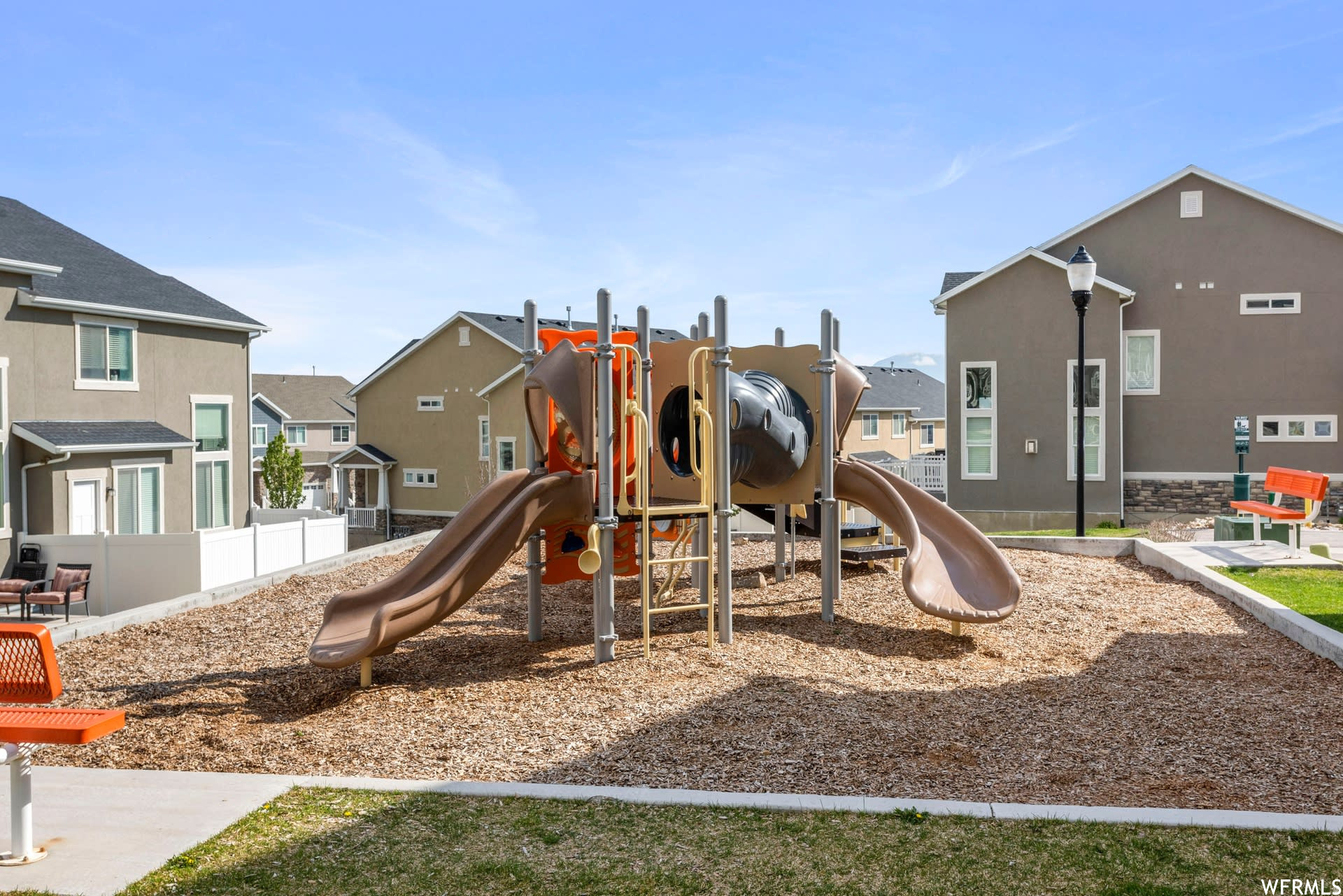 SHADOW RUN - Residential