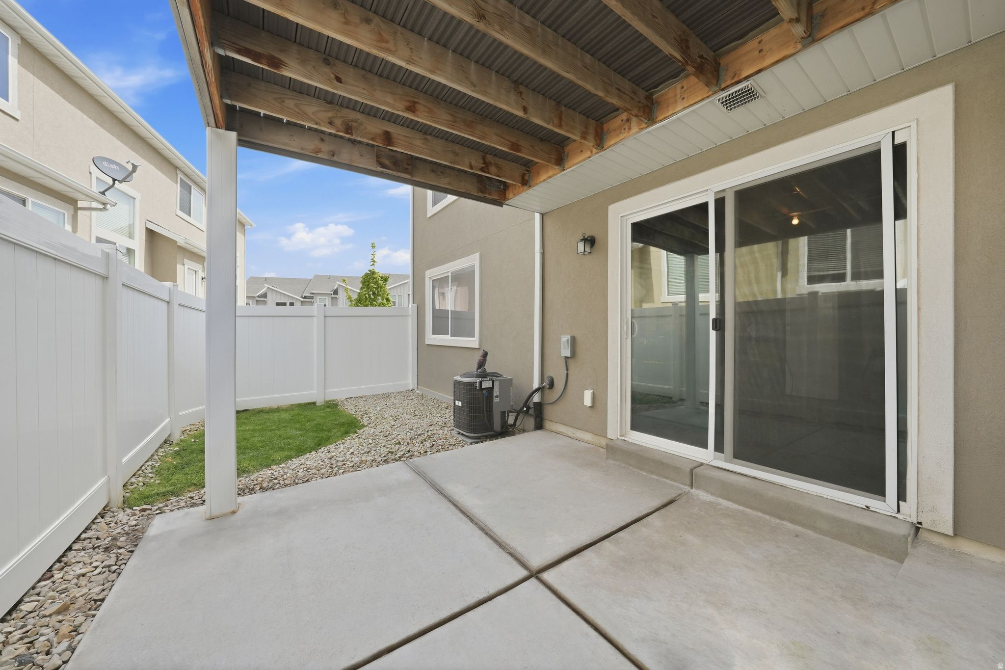 SHADOW RUN - Residential