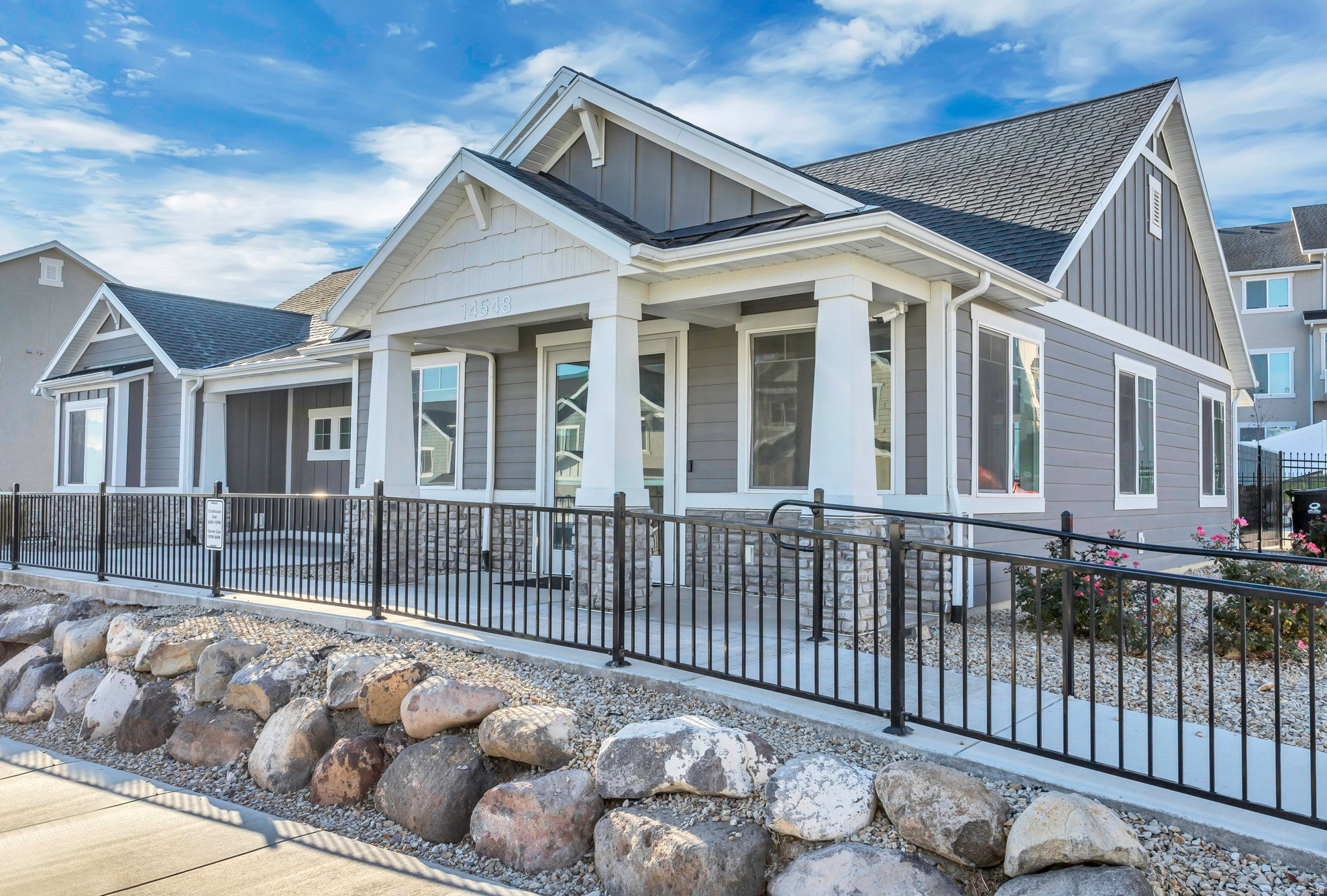 SHADOW RUN - Residential