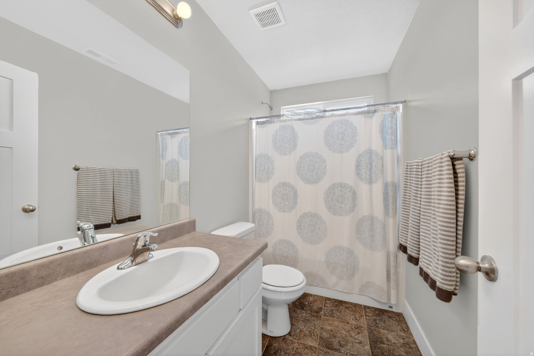 SHADOW RUN - Residential