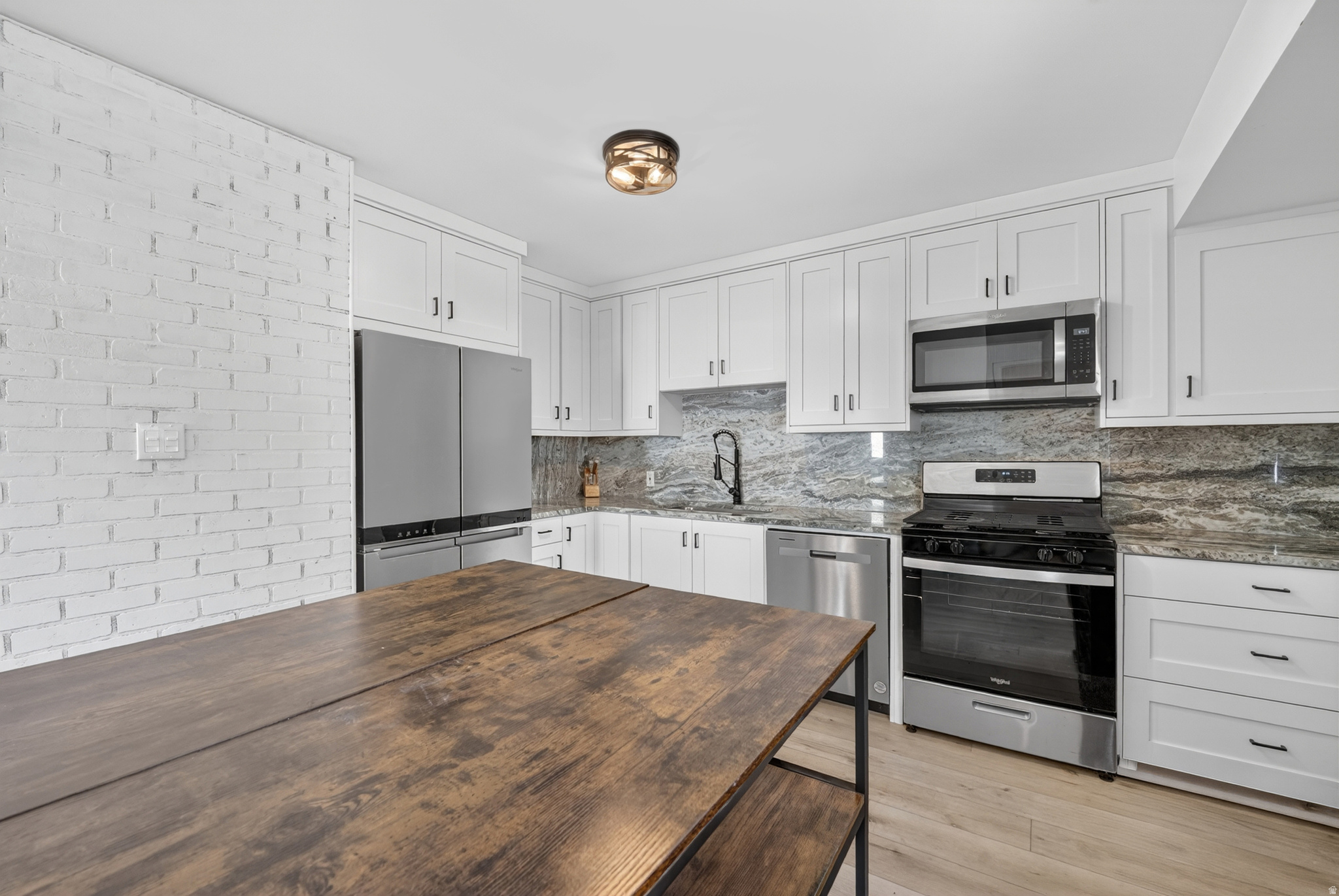 HOFFMAN HEIGHTS - Residential