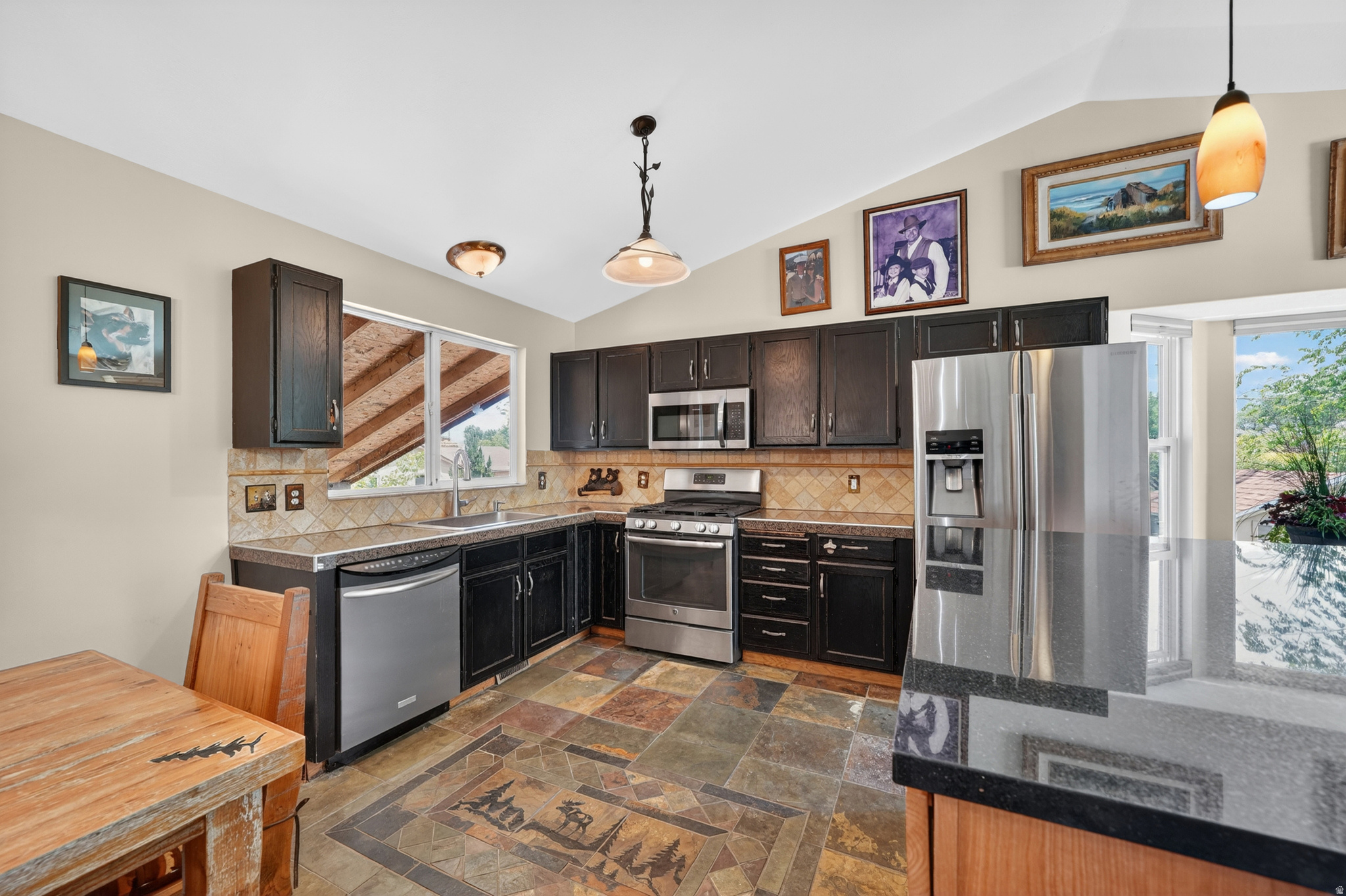 TAYLORSVILLE MEADOWS - Residential