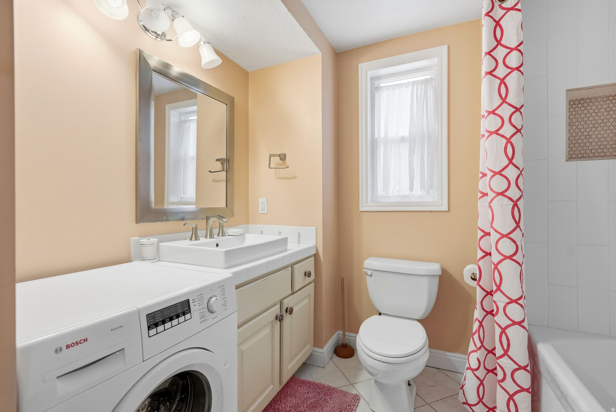 SUN CREEK - Residential