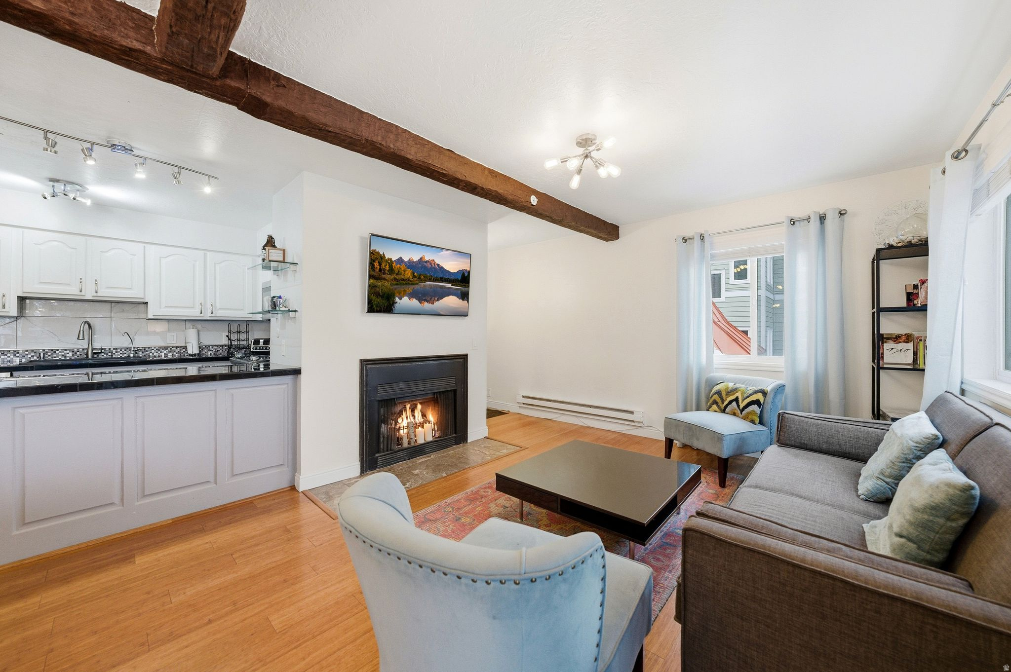 SUN CREEK - Residential