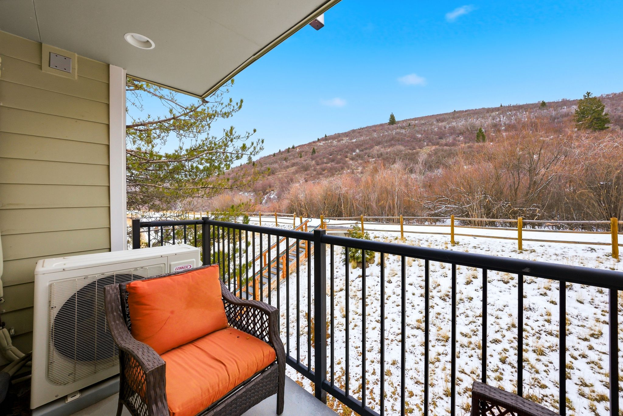 SUN CREEK - Residential