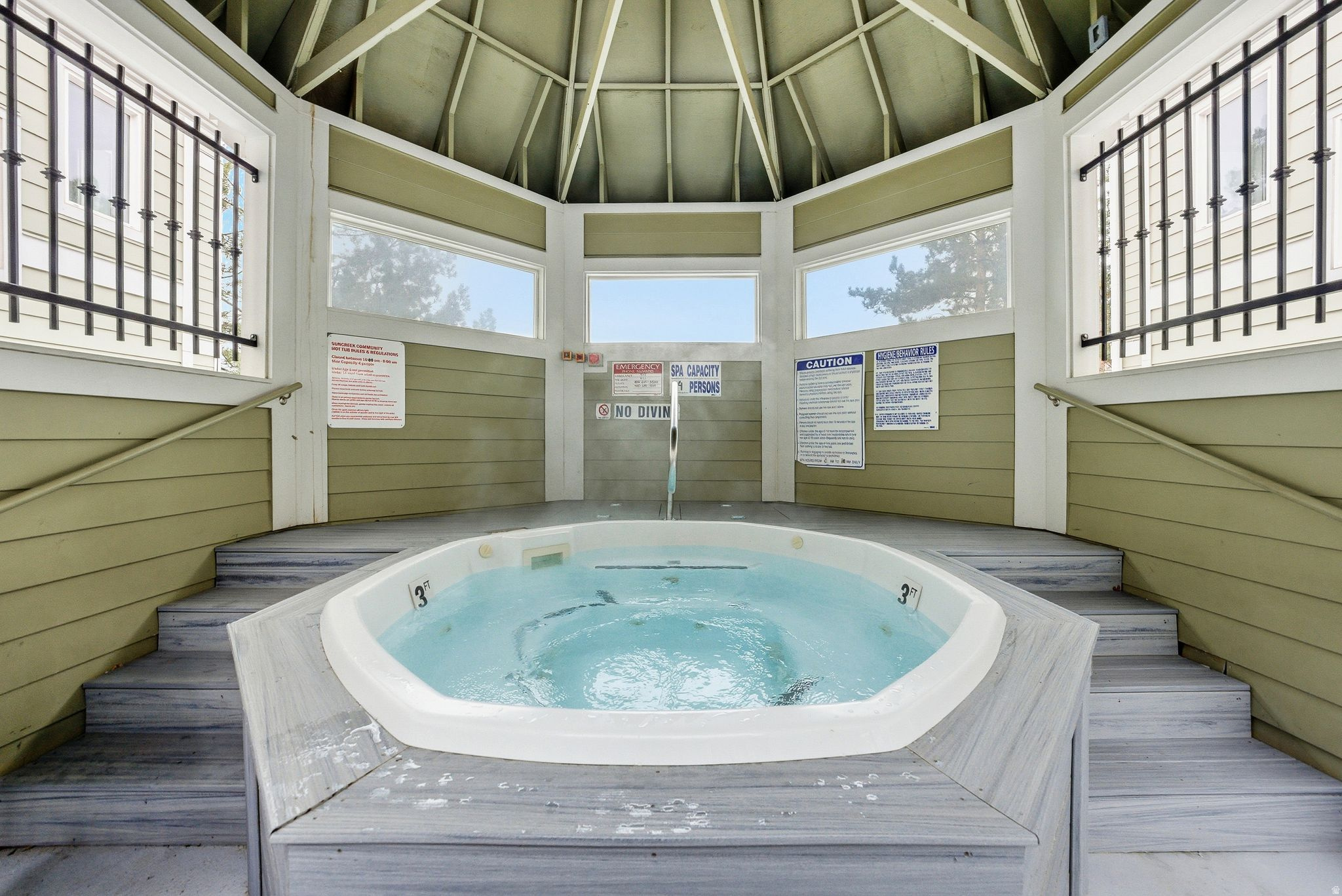 SUN CREEK - Residential