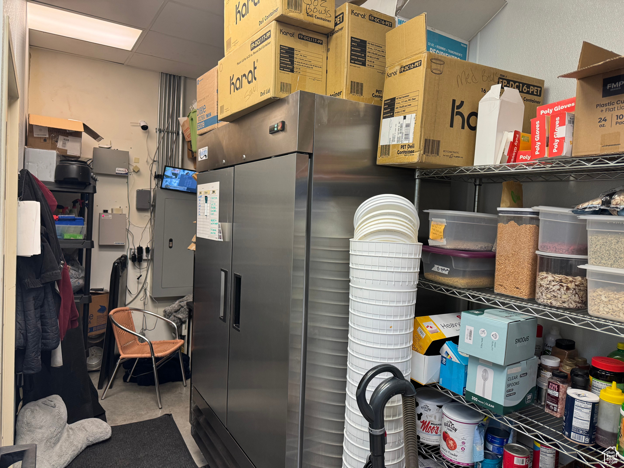 GROWERS GROVE - Commercial Lease