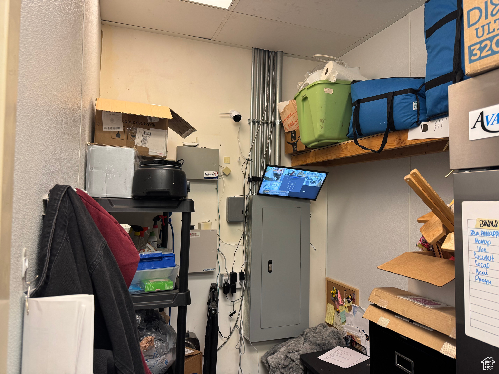 GROWERS GROVE - Commercial Lease