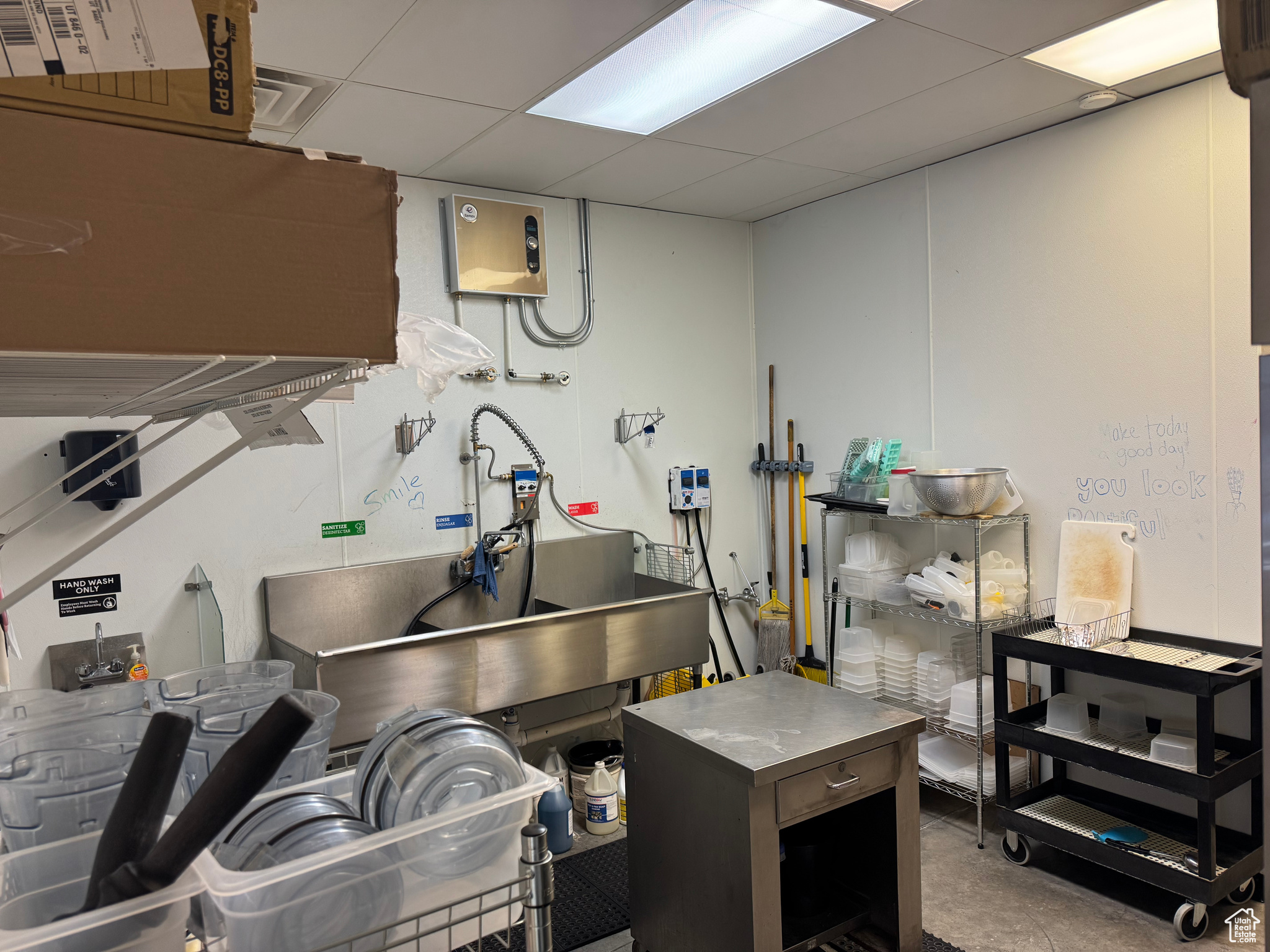 GROWERS GROVE - Commercial Lease