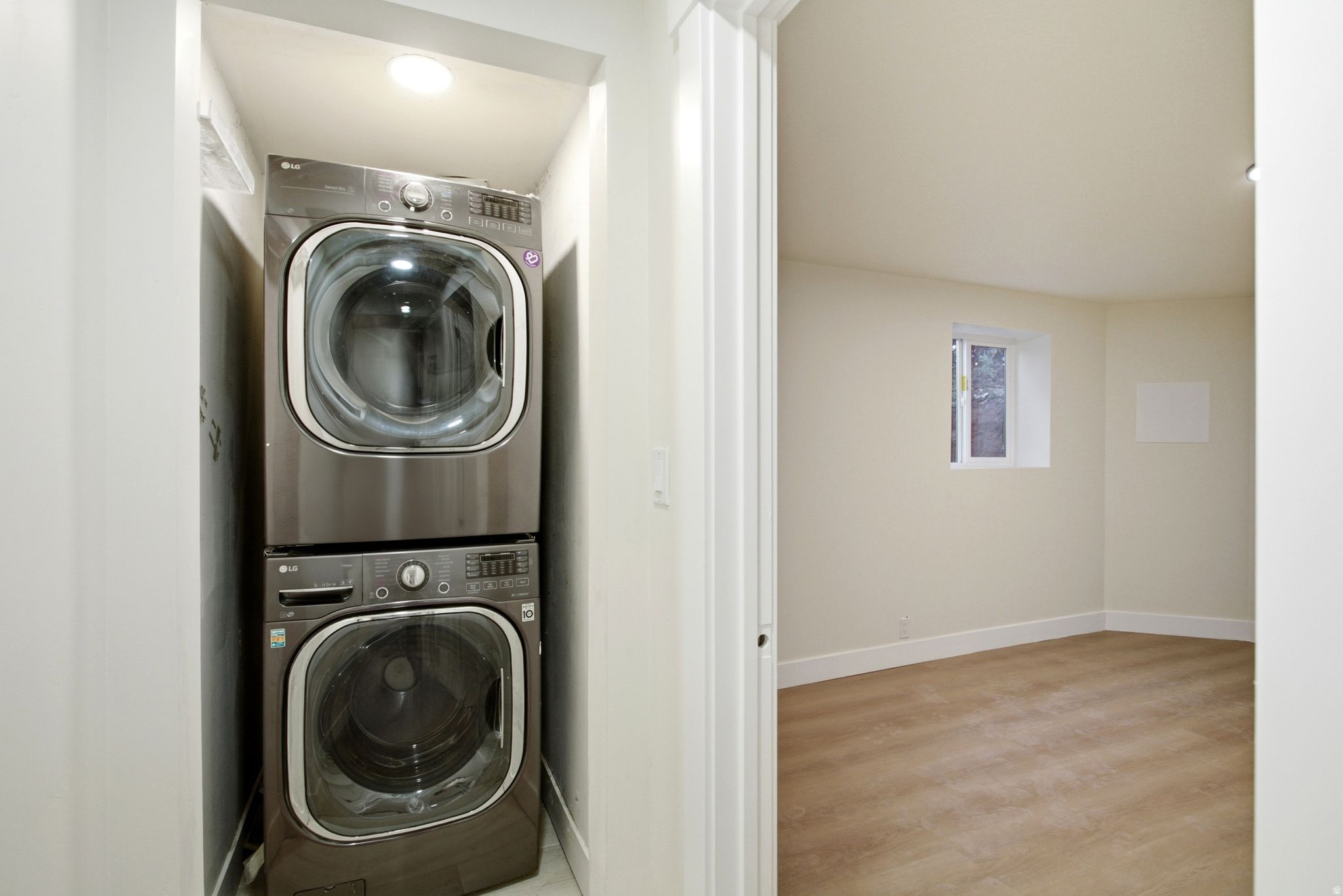 DRIFTWOOD EST - Residential