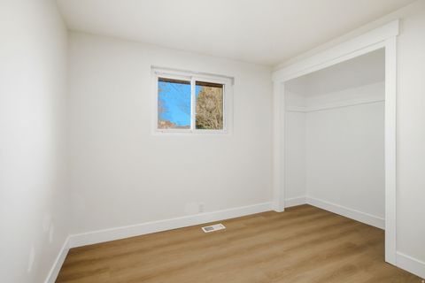 Tiny photo for 1358 E MAPLEWOOD DR, Murray, UT 84121 (MLS # 2127566)