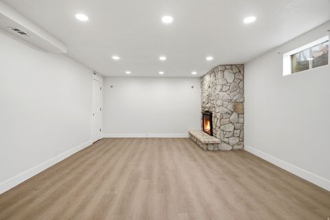 Tiny photo for 1358 E MAPLEWOOD DR, Murray, UT 84121 (MLS # 2127566)