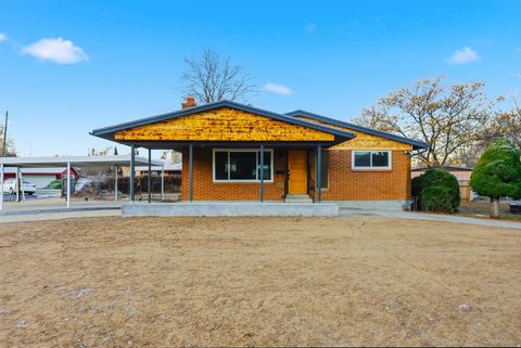 Tiny photo for 1358 E MAPLEWOOD DR, Murray, UT 84121 (MLS # 2127566)