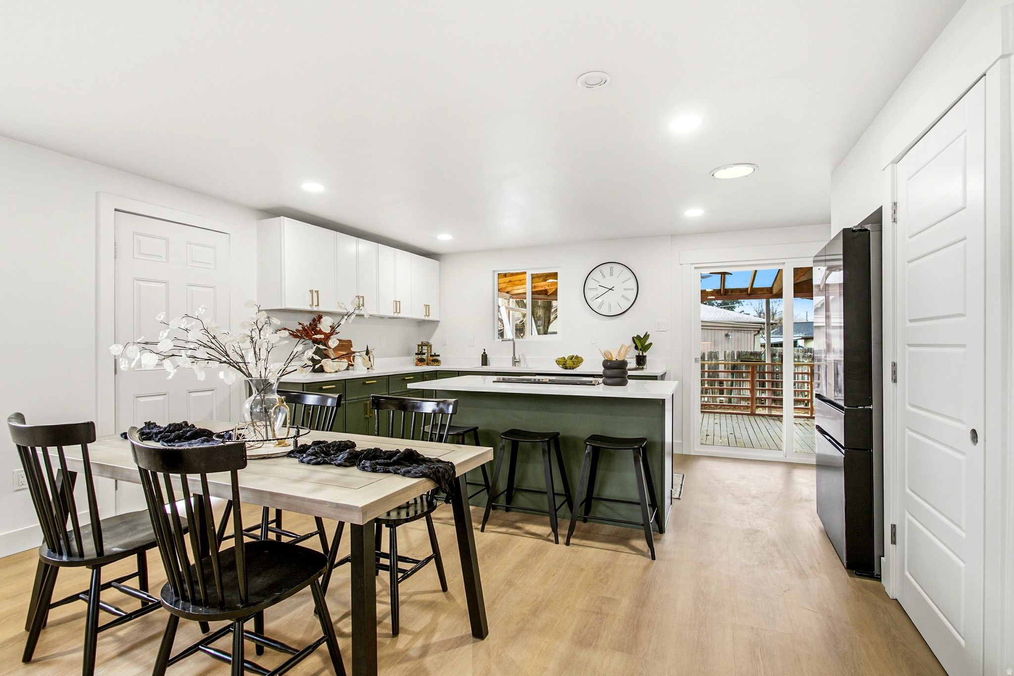 DRIFTWOOD EST - Residential