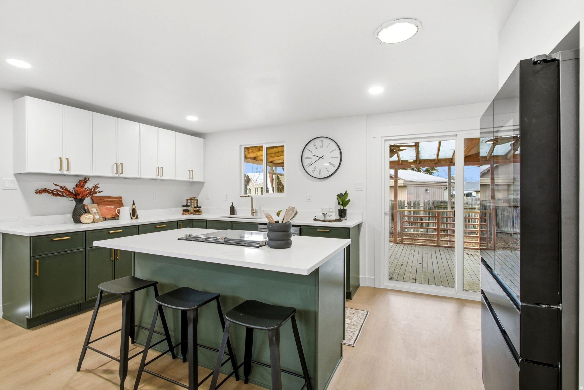 DRIFTWOOD EST - Residential