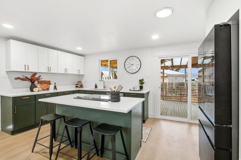 Tiny photo for 1358 E MAPLEWOOD DR, Murray, UT 84121 (MLS # 2127566)