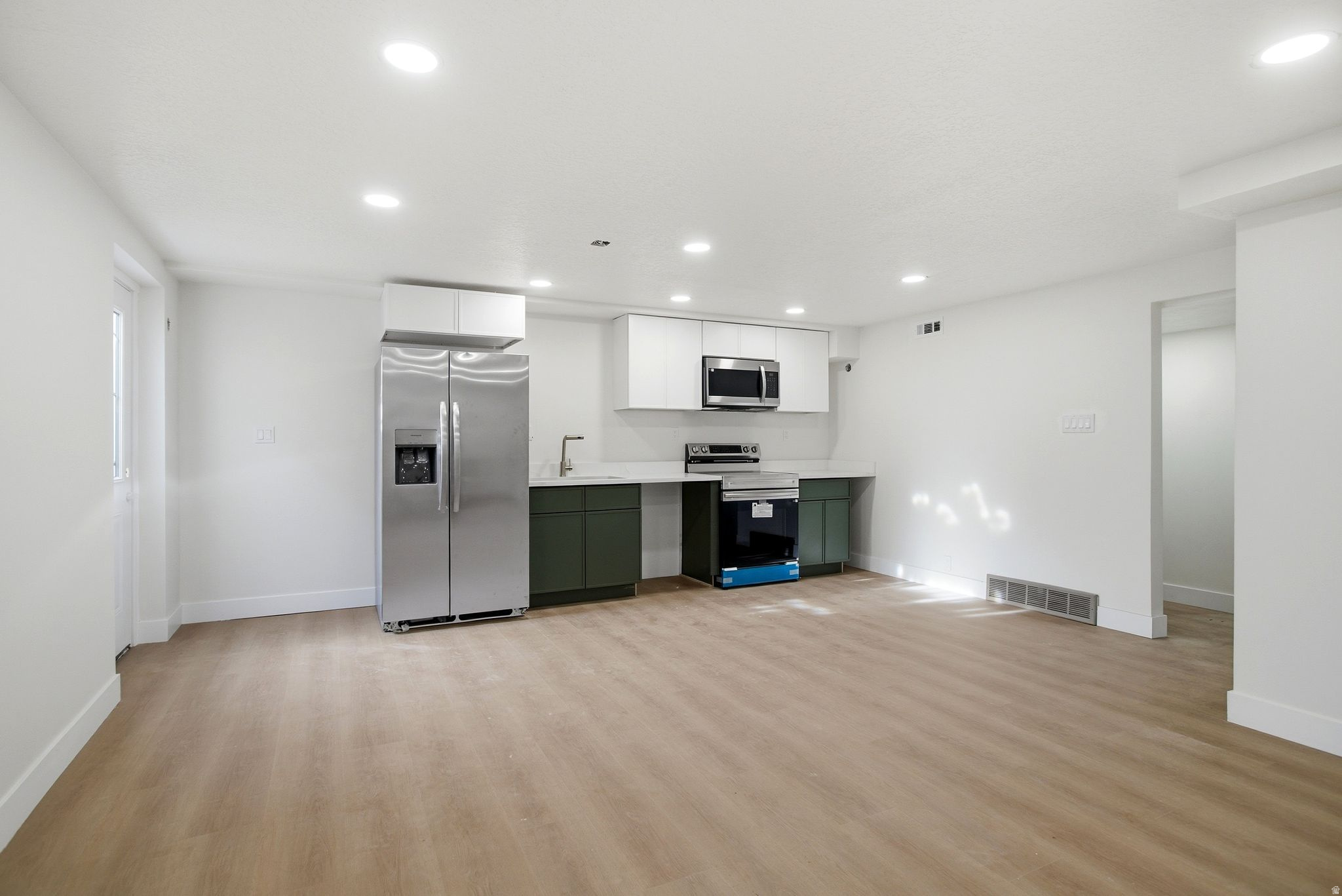 DRIFTWOOD EST - Residential