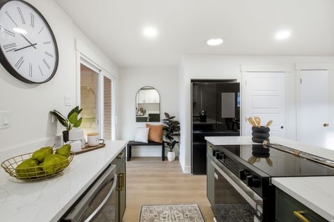 Tiny photo for 1358 E MAPLEWOOD DR, Murray, UT 84121 (MLS # 2127566)