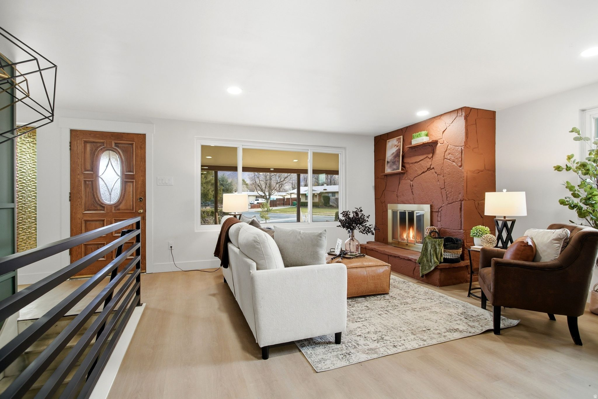 DRIFTWOOD EST - Residential