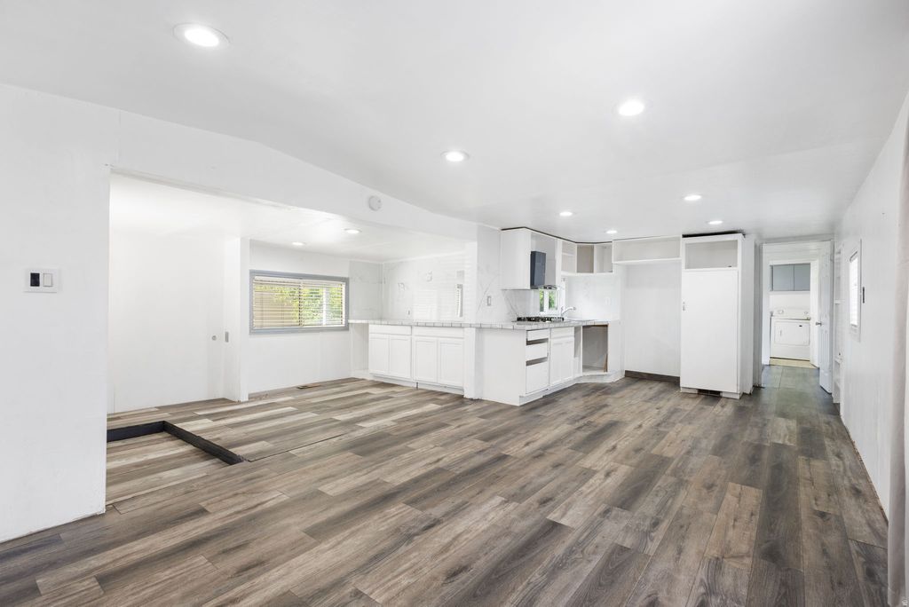 Photo of 360 W 400 N #TRLR27, Springville, UT 84663 (MLS # 2156893)