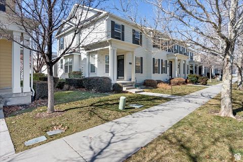 Photo of 11592 S GRANDVILLE AVE, South Jordan, UT 84009 (MLS # 2112721)