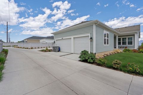 Tiny photo for 11242 S WILLOW WALK DR, South Jordan, UT 84009 (MLS # 2125994)