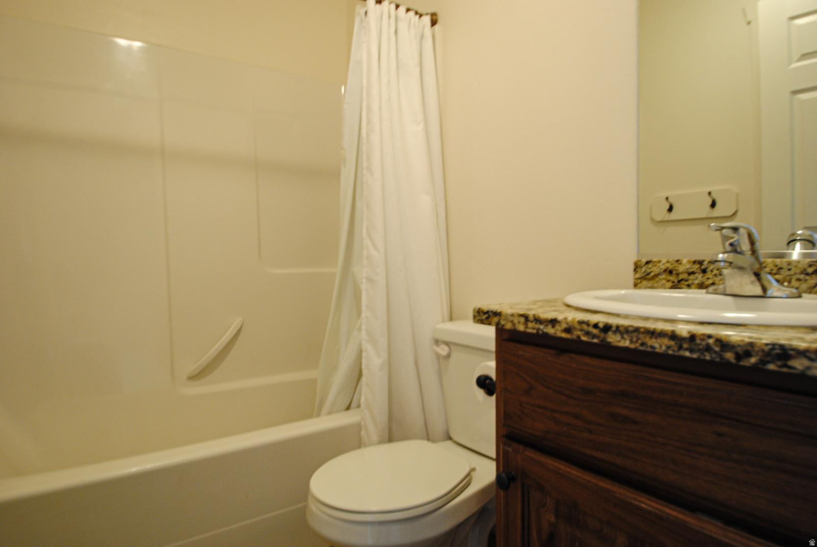 SPRING CREEK VILLAGE LOGAN PHASE 1 - Residential