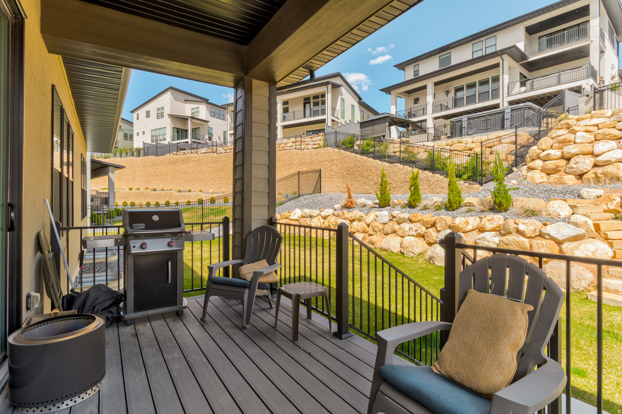 CANYON POINT - Residential