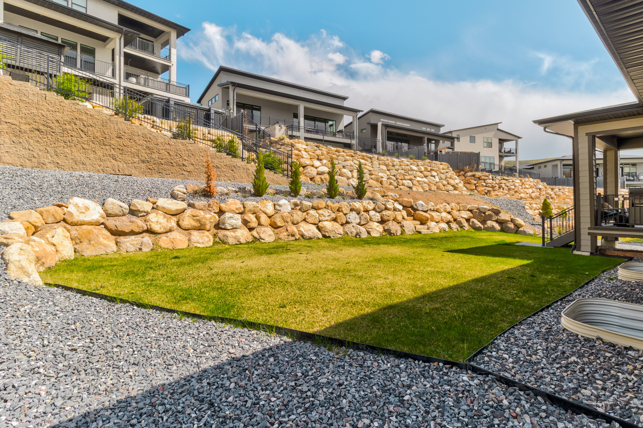 CANYON POINT - Residential